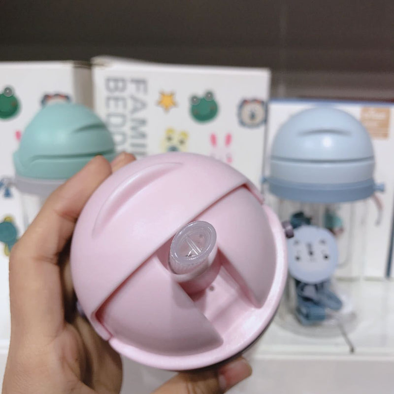 Cute Animal Feeding Bottle With Straw