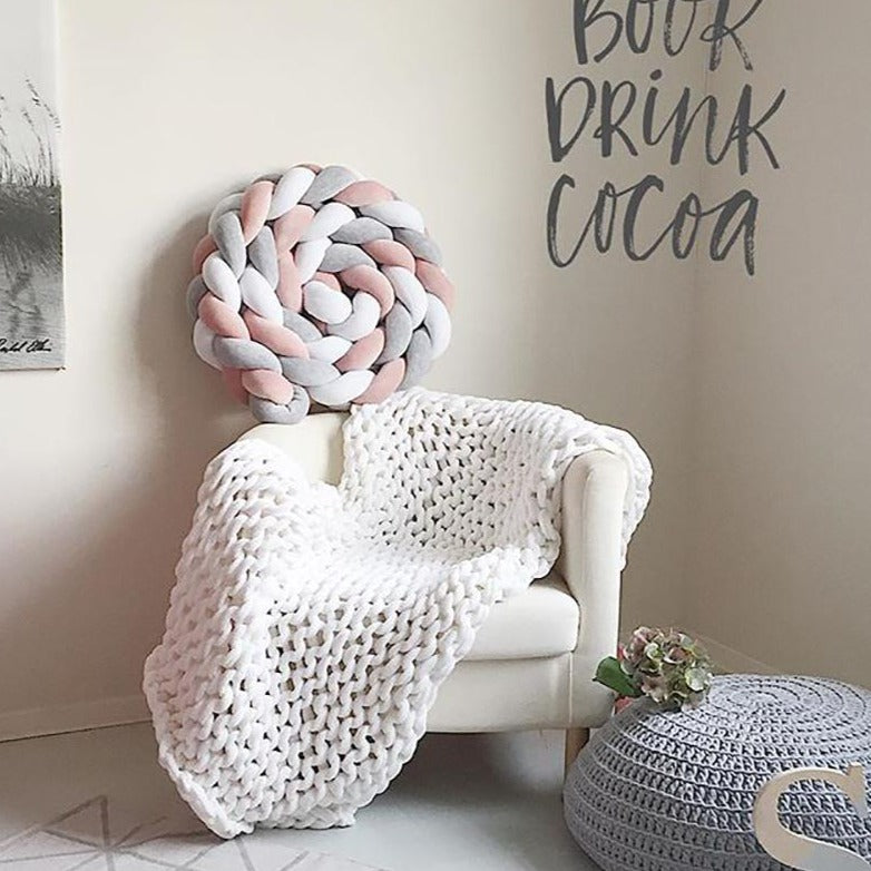 Tri-Coloured Braided Baby Bumper