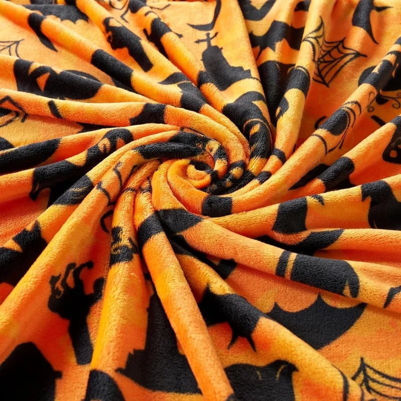 Halloween Throw Blanket - Soft Pumpkin & Bat Flannel Blanket for Bed, Sofa & Decor