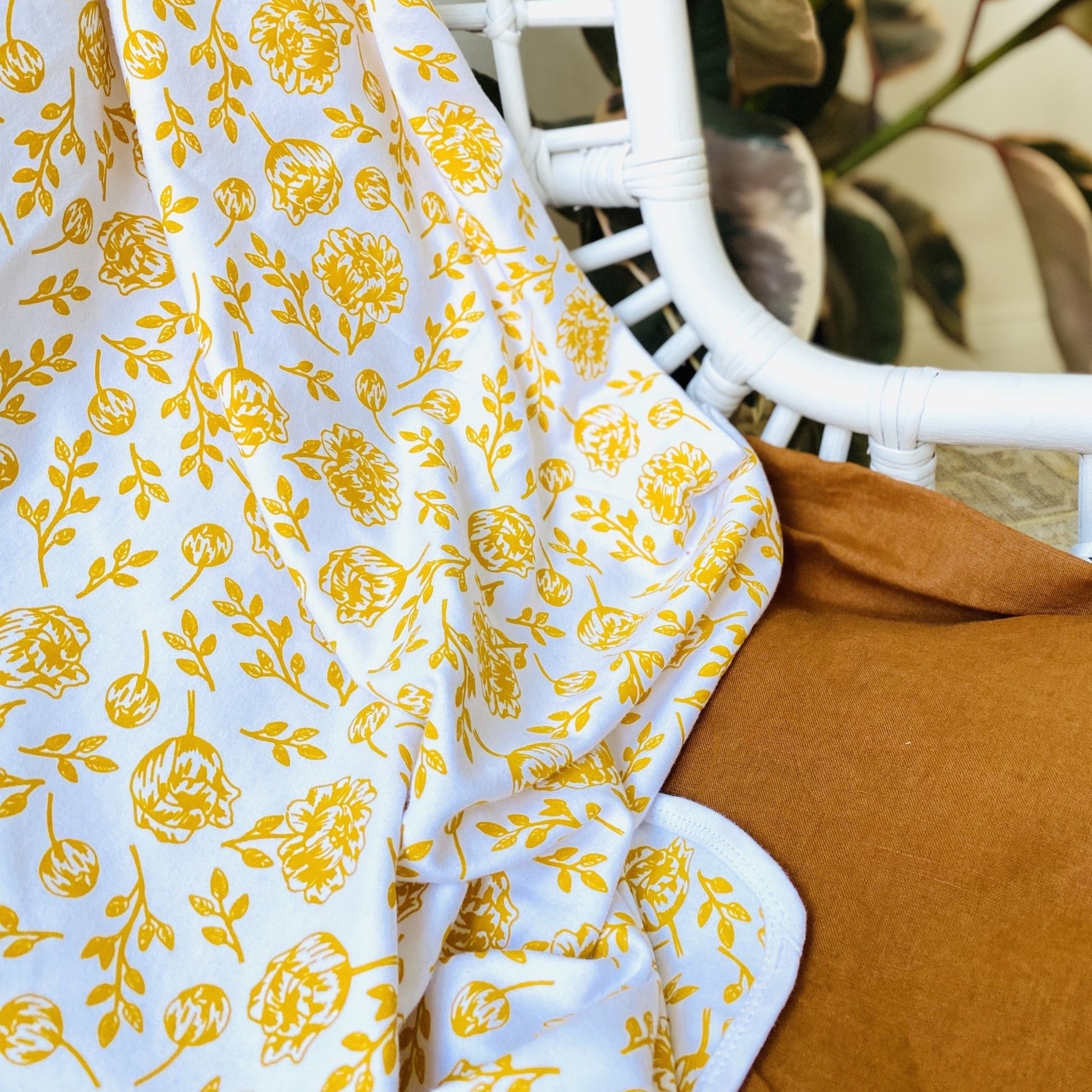 Golden Peony Baby Blanket Kit & Cradle
